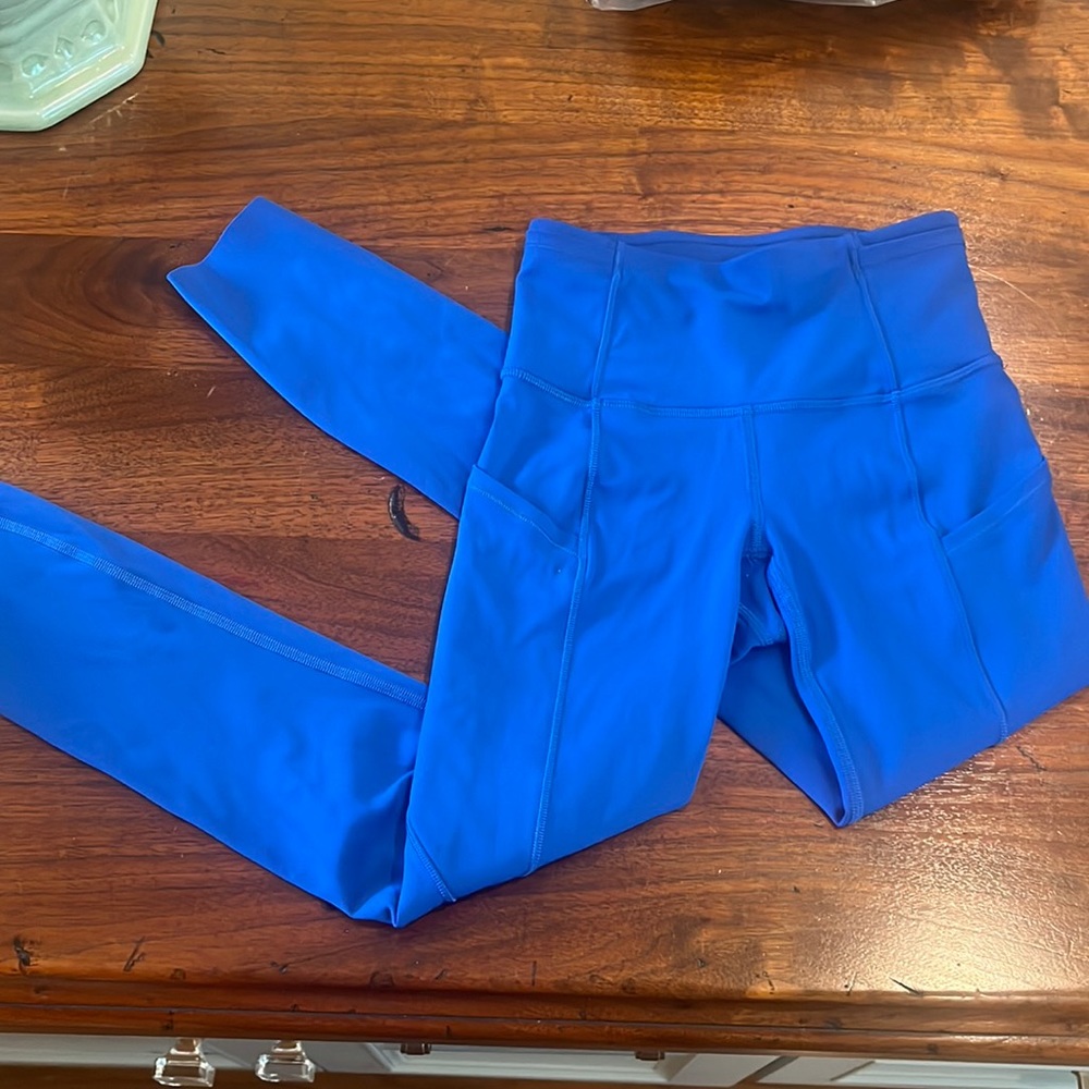 Lululemon blue align leggings